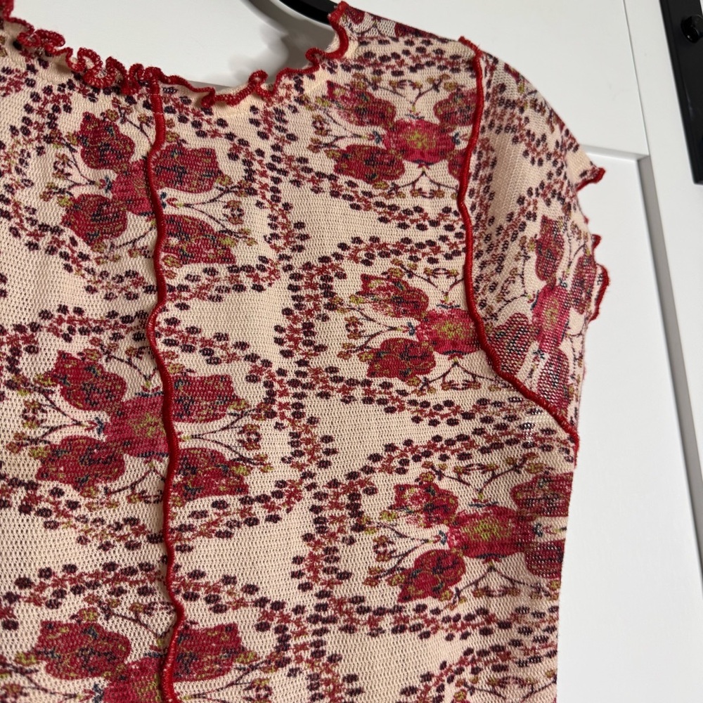 Free People red floral blouse - Picture 7 of 11